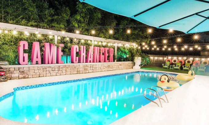 Casselberry House | Pool, Hot Tub, Massage Chair, Golf, & Music Vibes!