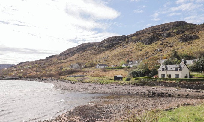 Inverasdale Cottage | POOL HOUSE, family friendly, country holiday cottage in Poolewe