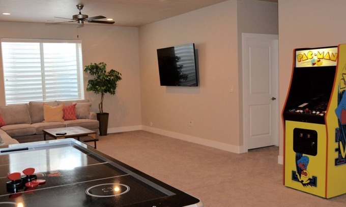 Santa Clara House | Pool + Theater + Arcade + Canyon View + Sleeps 22 + Across from pool entrance