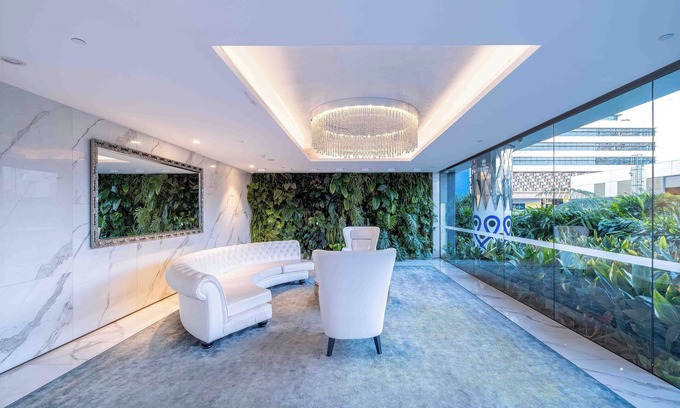 Newstead Apartment | Pool View Urban Oasis 2Bed Apt/Top Suburb/Parking