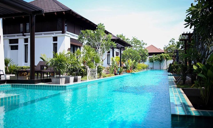 Chakphong House | Pool Villa 3bedrooms -The Oriental Beach