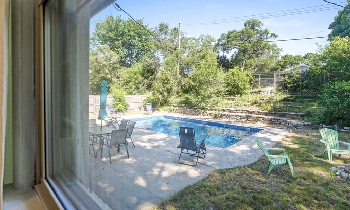 Norton Shores House | Poolside Escape | 5 Bed, 2 Bath