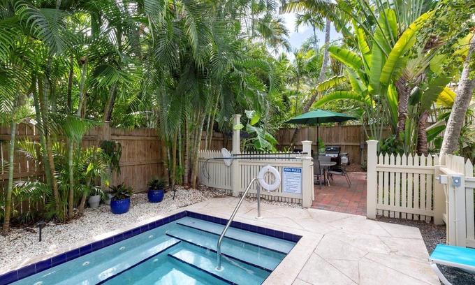 The Meadows Condo | Poolside Hide-Away @ Palm Gardens offered by Rent Key West Vacations