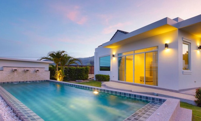 Khao Tao Villa | Poolside Hideaway Villa S126