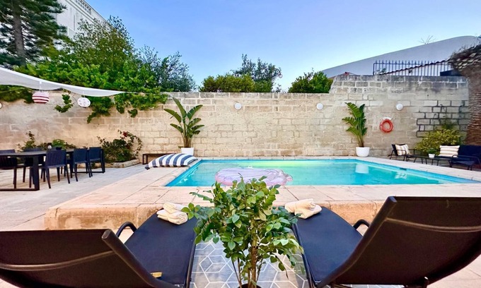 Tal-Ghoqod House | Poolside Paradise Sea View Villa