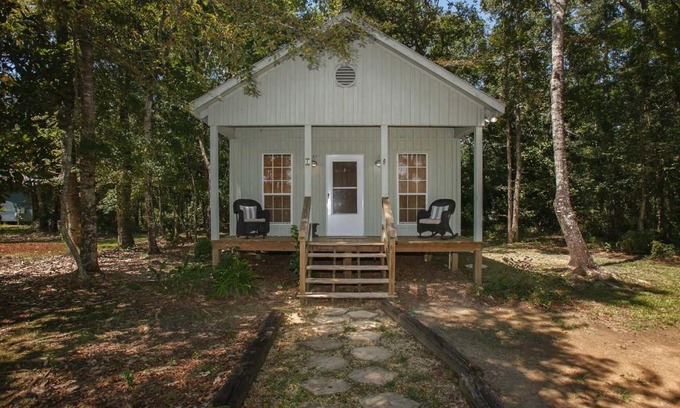 Point Clear House | Porch Lane Cottage F