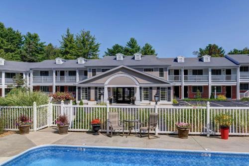 Kennebunk Hotel | Port Inn & Suites Kennebunk, an Ascend Collection Hotel