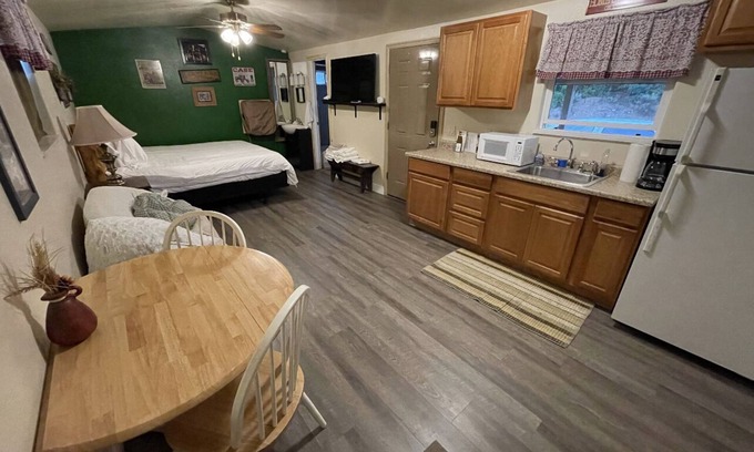 Glendale Cottage | Porter Place at Serenity Hills Zion