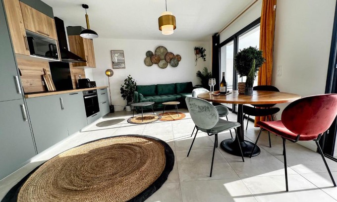 Grosseto-Prugna Apartment | Porticcio Vacations - Terrasse, Piscine, Jacuzzi, Clim - by TGB