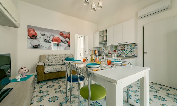 Marina di Mancaversa Apartment | Portofino Apartment | whirlpool sea view