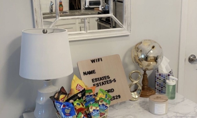 Carteret House | Posh Luxurious Getaway w/Rental Car + Garaged parking