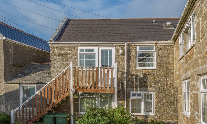 Sennen Cottage | POTTERS BY THE SEA, pet friendly, with a garden in Sennen