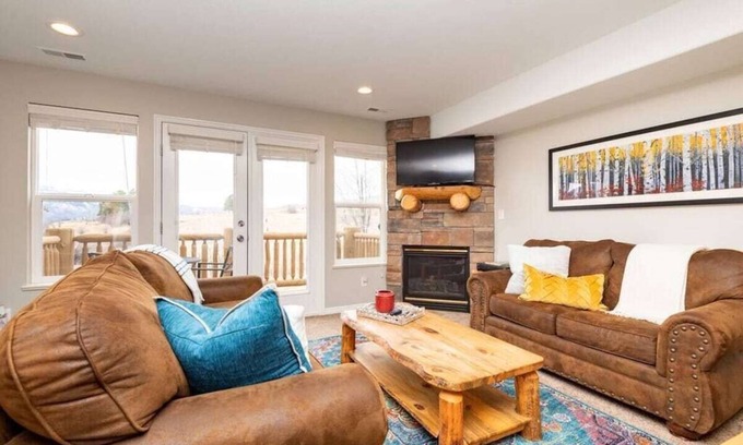 Eden Condo | Powder Mountain Retreat MH110|Pool |Hot Tub |Sauna