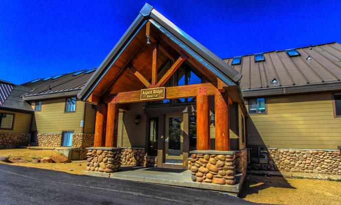 Powder Ridge Village Resort | Powder Ridge Village
