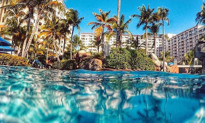 Palm Beach Resort | Powdery Sands & Dreamy Days @Aruba Surf Club's Beachfront Oasis+Amenities. 2BR