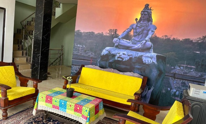 Govardhan House | Prabhu Sadan home stay