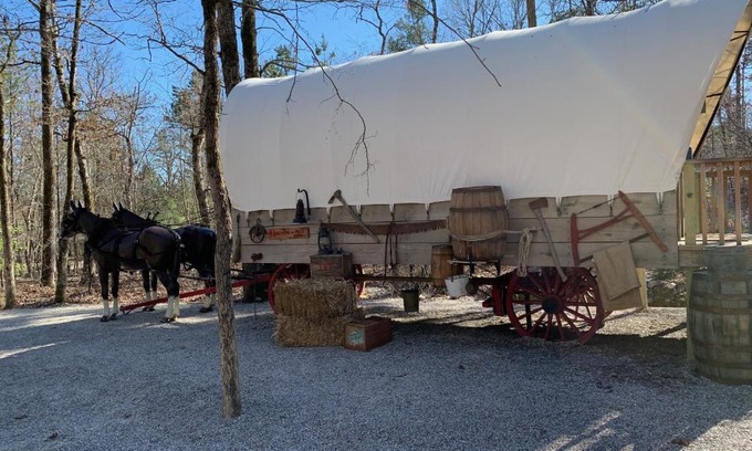Hot Springs Other | Prairie Palace Covered Wagon