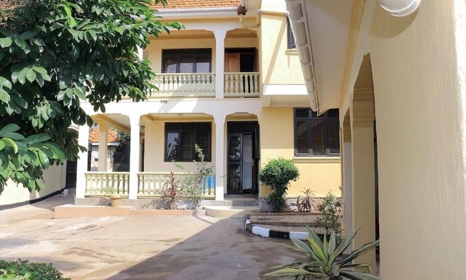 Kireka Villa | Prax suits