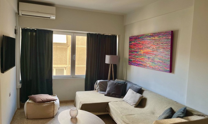 Athens City Centre Apartment | Praxitelous Modern Suite by Athens Urban Retreat