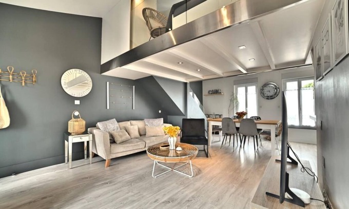 La Rochelle Apartment | Precious- Terrace, Free Parking, Air Conditioning