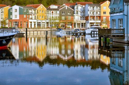 Kleinzerlang House | Precise Resort Marina Wolfsbruch - Familienapartments