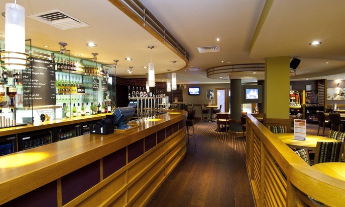Burgess Hill Hotel | Premier Inn Burgess Hill