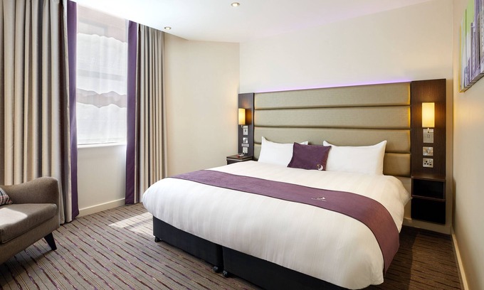 Gumley Hotel | Premier Inn Market Harborough
