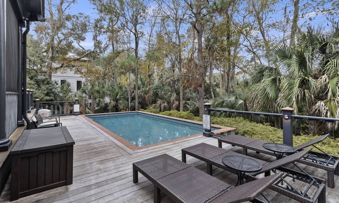 Vanderhorst Plantation House | PREMIER Kiawah Home on Surfsong Road, 5 bedrooms, Private Pool!