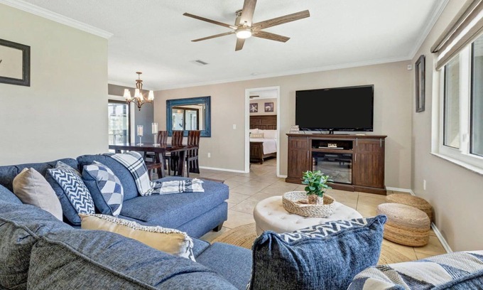 Charlotte Harbor House | 🥇 Premium 3bd villa on canal with a private pool (CH875)