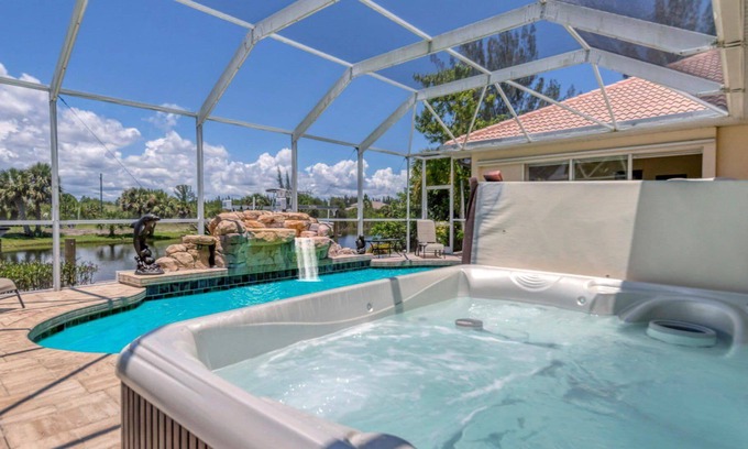 Charlotte Harbor House | Premium 4bd villa with pool and spa (CH882)