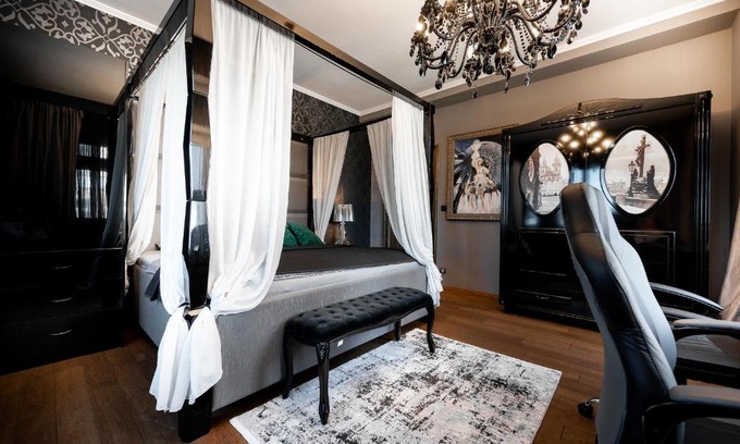 Kosice Old Town Apartment | Premium Apt Kosice Center 3 room 150m2 Hlavna ulica