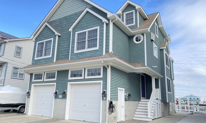 Sea Isle City House | Premium Bayfront Property with Boat Slip, EV Charging