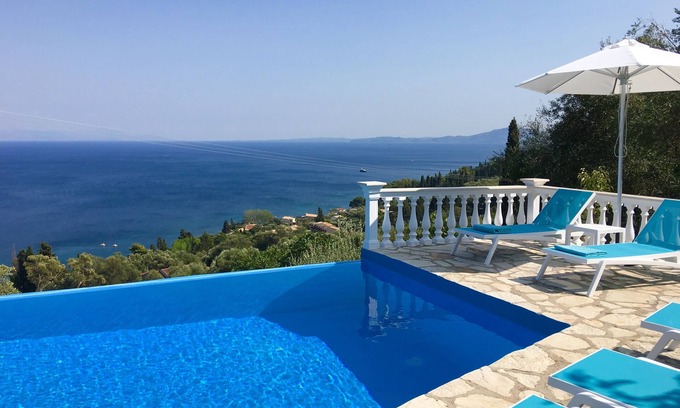 Achilleio Villa | Prestige Villas | EAST COAST | Villa with Infinity Pool & Stunning View