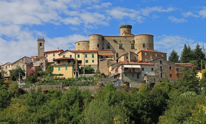Gassano House | Pretola stone house 12 pax w/prv pool & view