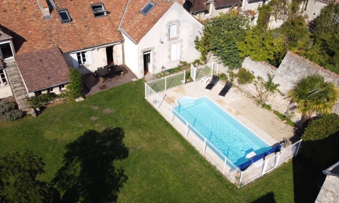 Ingrannes House | PRETTY FAMILY POOL HOUSE IN THE ORLEANS FOREST