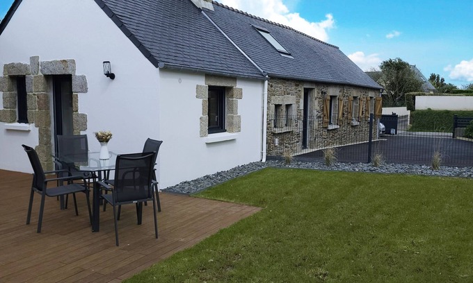 Treglonou House | Pretty house tastefully renovated near beaches and GR 34