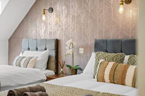 Bicester House | PRIME 3 BED HOUSE to BICESTER OUTLET for 8 People by Platinum Key Properties
