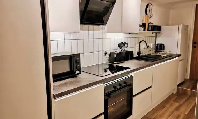 Exeter Apartment | Prime Exeter Stay for Corporate & Family Guests