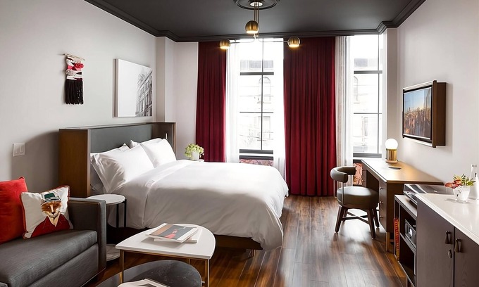 Riverside Hotel | Prime Location! 2 Relaxing Units, Rooftop Bar, Near The Opera House