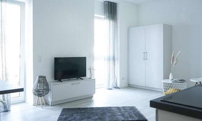 Innenstadt Apartment | Prime Park Apartment ~ Terrace ~