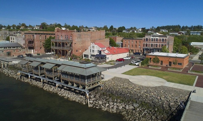 Port Townsend House | Prime waterfront Suite with view