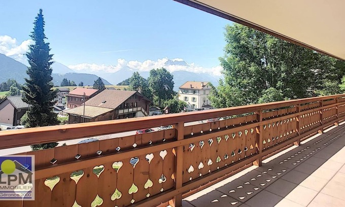 Leysin Apartment | Primevères 4 Apartment of 3 ½ pieces, 84.50m2 (max 4 people), south and west balcony of 50m2, in an