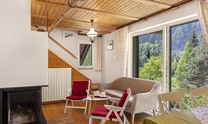 Gozd Martuljek Cottage | Primula Cottage, a step away from Kranjska Gora