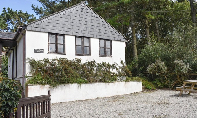 Mount Hawke Cottage | Prince Croft Cottage - UK12560