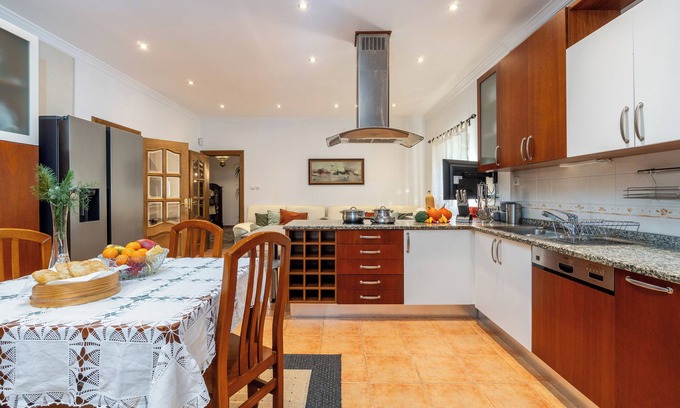 Chaves Villa | Prior's retreat. Cozy house with gardens. Enjoy the surrounding nature.