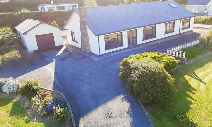 Carlingford House | Pristine Carlingford Mountain Retreat and Getaway