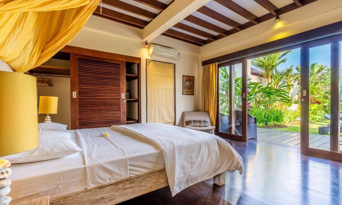 Suraberata Villa | Pristine Villa Yuyu Balian