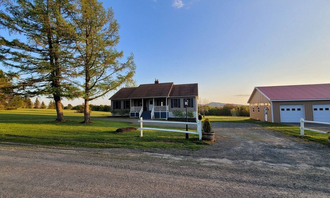 Union Dale House | Privacy & Outdoor Fun on 13 Breathtaking Acres