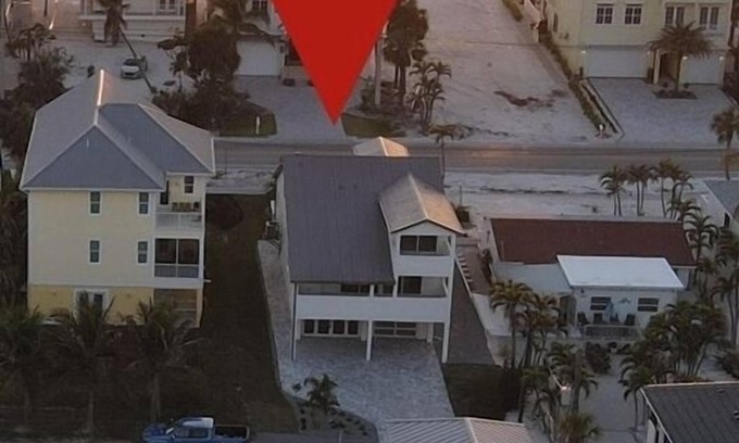 Bonita Springs Apartment | Private 1 bedroom, 1 bathroom Suite 300 ft from Bonita Beach