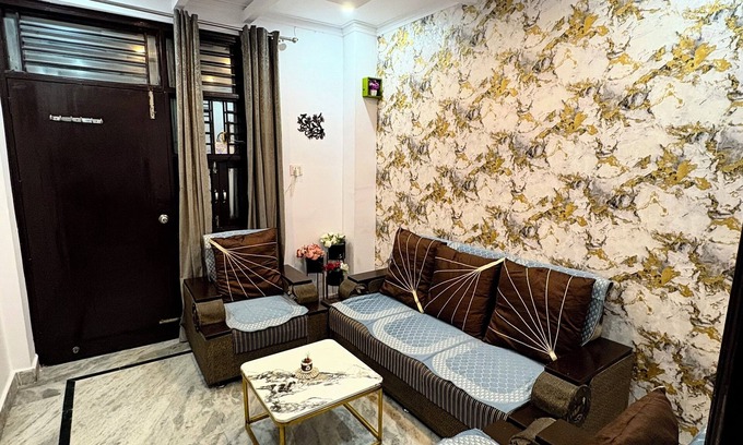 South West Apartment | Private 1 BHK Apartment in New Delhi Couple Friendly n